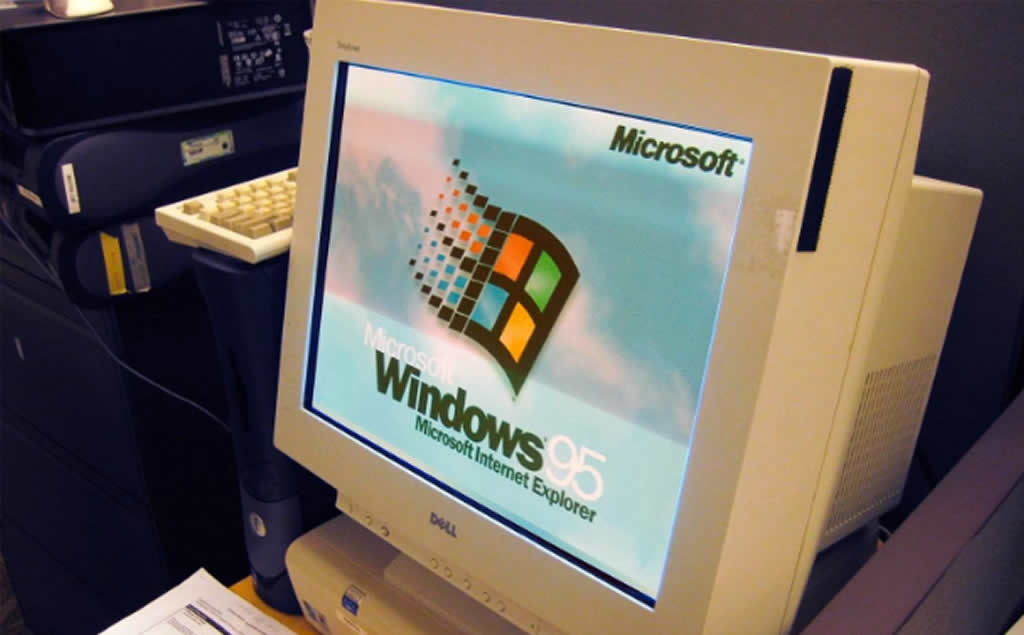 一句话把你的思绪拽回到 Windows 95/98 时代